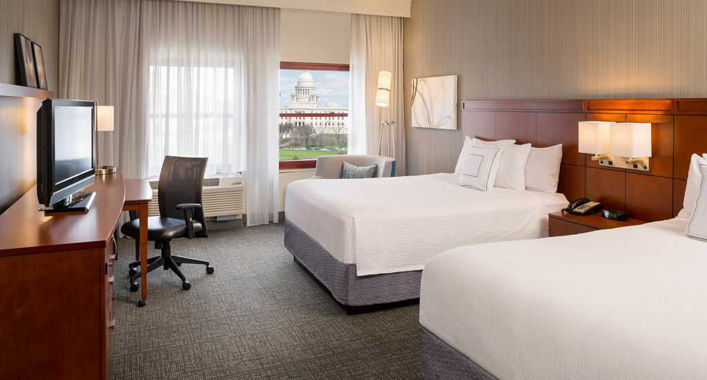 Courtyard Downtown 3* Providence